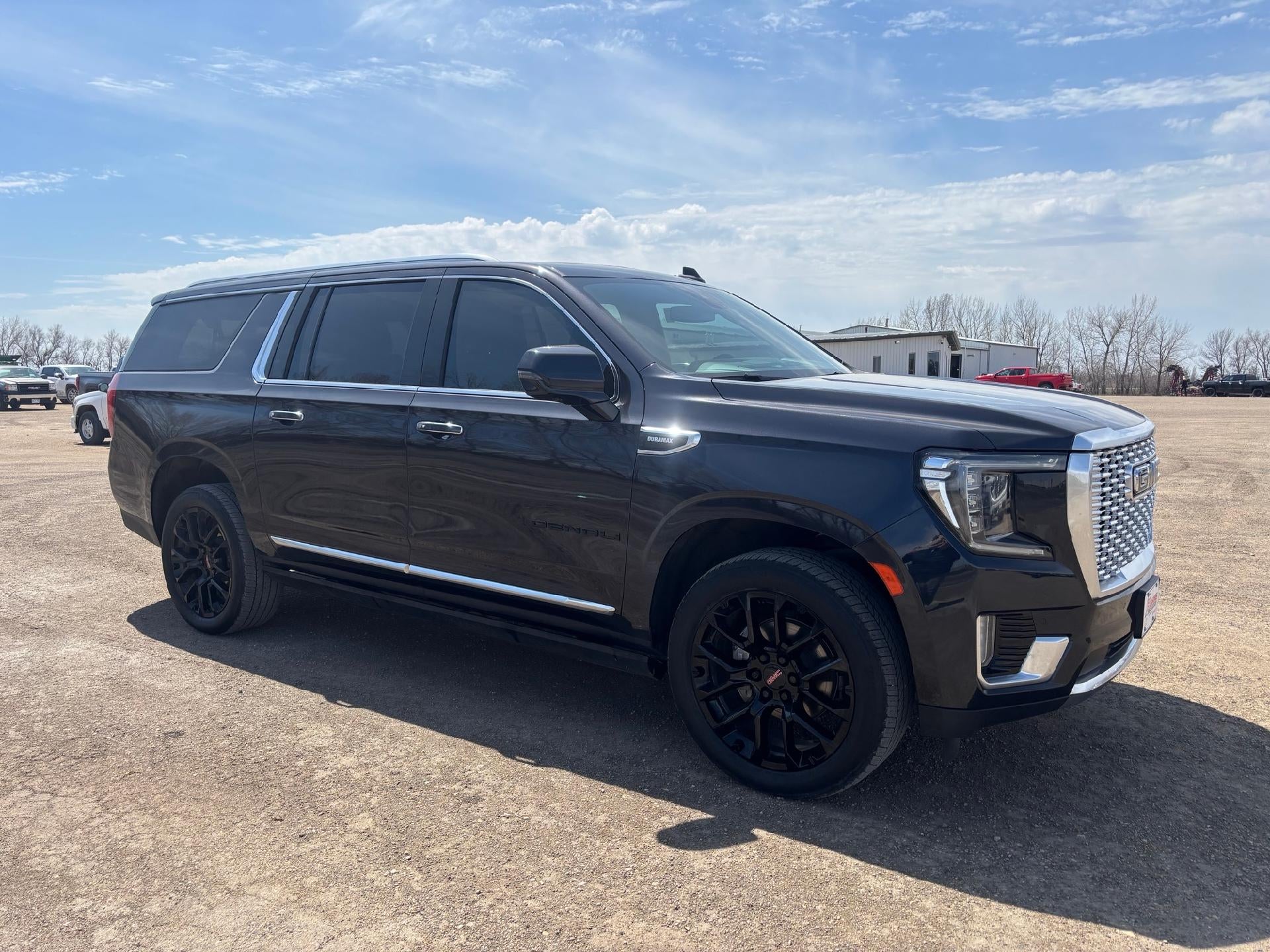 2023 GMC Yukon XL Denali