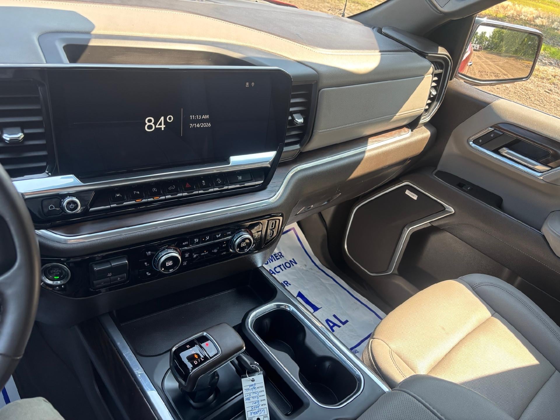 2025 GMC Sierra 1500 SLT