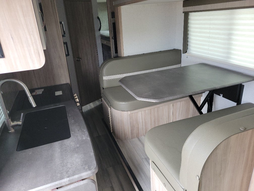 2022 WINNEBAGO Micro Minn Base