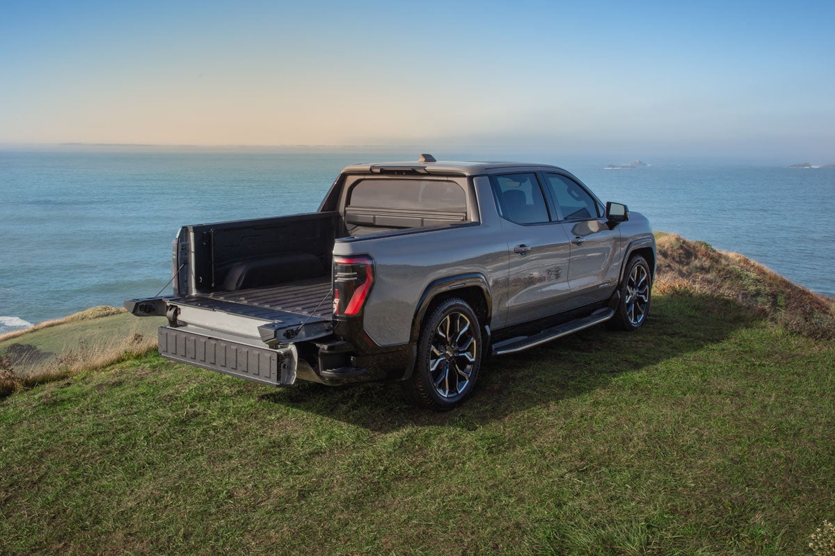 Hansons GMC in Grafton ND